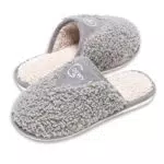 GOEWY Hausschuhe Damen und Herren - Rutschfeste Plüsch Pantoffeln mit Memory Foam