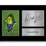 HWC Trading Ronaldinho A4 Signiertes Autogramm Bild für Fußballfans
