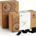 Overmont Yogablöcke aus Kork – Yoga Block mit Gurt für Fitness und Meditation