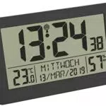 TFA Dostmann Digitale Funk-Wanduhr 60.2557.01 mit Wecker und Temperaturanzeige