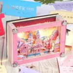 Auniq 3D Schreibtisch Kalender 2025 mit Licht – Märchenschloss Wochenkalender