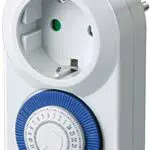 Brennenstuhl Zeitschaltuhr MMZ 20 – Mechanische Timer-Steckdose für Innenräume