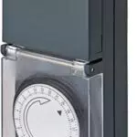 Brennenstuhl Zeitschaltuhr MZ 44 – Mechanische Timer-Steckdose IP44 mit Schutzabdeckung