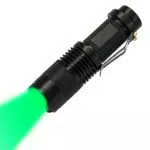 MODOAO LED Taschenlampe mit Zoom, wasserdicht, 3 Lichtmodi für Outdoor-Aktivitäten