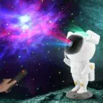 YIKANWEN Astronauten Projektor mit Sternenhimmel und Galaxie Projektion