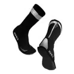 ZONE3 Neopren Schwimmsocken für optimalen Komfort und Wärme im Wasser