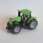 siku 1081, DEUTZ-FAHR TTV 7250 Agrotron Traktor, Grün/Schwarz