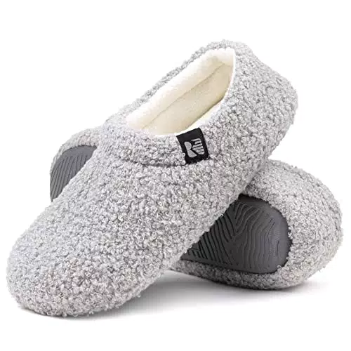 RockDove Damen Teddy-Fleece-Hausschuhe mit geschlossener Ferse für den Innenbereich