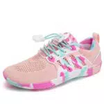 Wasserschuhe Barfußschuhe Kinder Strand Schwimmschuhe Pool Schuhe Mädchen Kinder Aqua Schwimmschuhe Nass Riff Schuhe für Seaside Watersport Non-Slip Schnell Trocknen