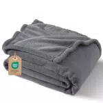 PHF Kuscheldecke Flauschig - Oeko-Tex Wunderschöne Wohndecke für Sofa und Bett