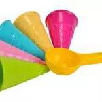 Simba 107108605 - Sandformen Eis, 5 Waffeln, 1 Portionierer