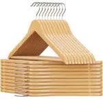 SONGMICS Kleiderbügel aus Massivholz mit rutschfestem Hosensteg, CRW03W