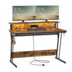 VASAGLE Schreibtisch mit Monitorständer und Steckdosenleiste für Gaming