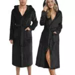 Twinzen Morgenmantel aus Kuschelfleece mit Kapuze – weich, warm & bequem