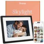 Skylight Frame - WLAN Digitaler Bilderrahmen mit 15 Zoll Touchscreen und Cloud-Speicher