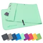 Fit-Flip Fitness Handtuch aus Mikrofaser - mit Magnet und Reißverschluss Tasche - Fitnesshandtuch für Sport und Gym - Kompakt & Schnelltrocknend - Sporthandtuch Fitnessstudio - Dunkelgrau - 130x48cm